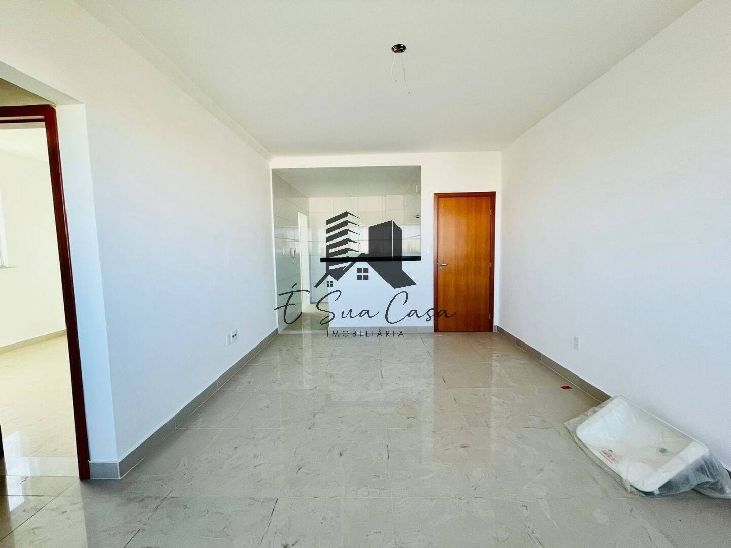 Apartamento à venda com 2 quartos, 62m² - Foto 14