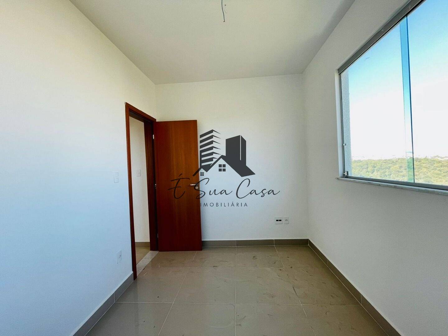 Apartamento à venda com 2 quartos, 62m² - Foto 24