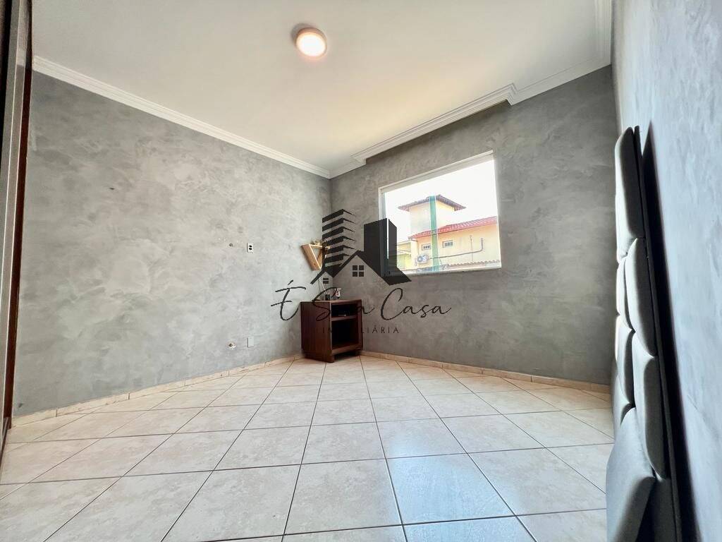 Casa à venda com 3 quartos, 150m² - Foto 19