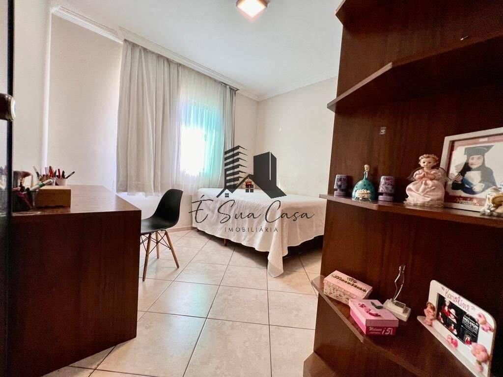 Casa à venda com 3 quartos, 150m² - Foto 21