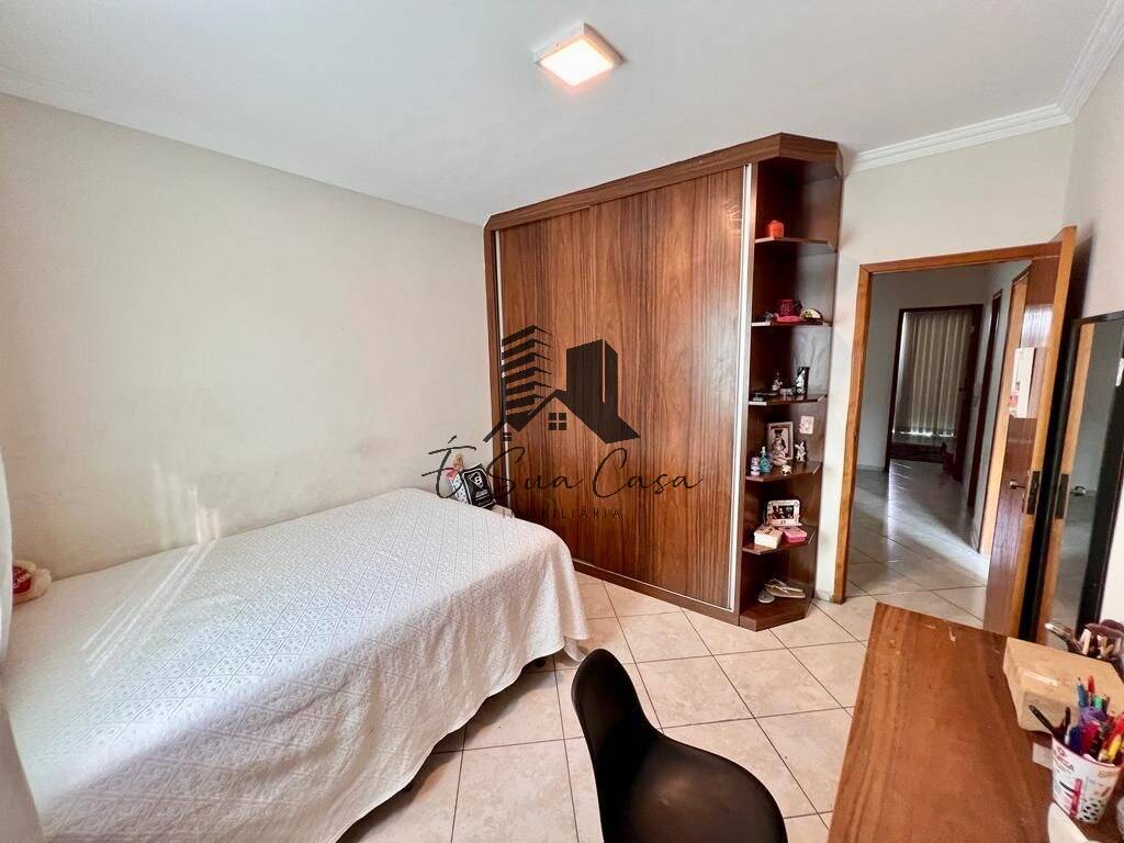 Casa à venda com 3 quartos, 150m² - Foto 23