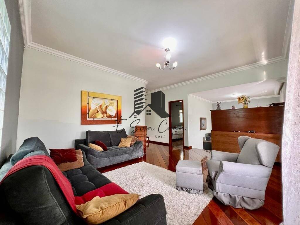 Casa à venda com 3 quartos, 360m² - Foto 3