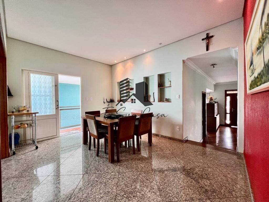 Casa à venda com 3 quartos, 360m² - Foto 10