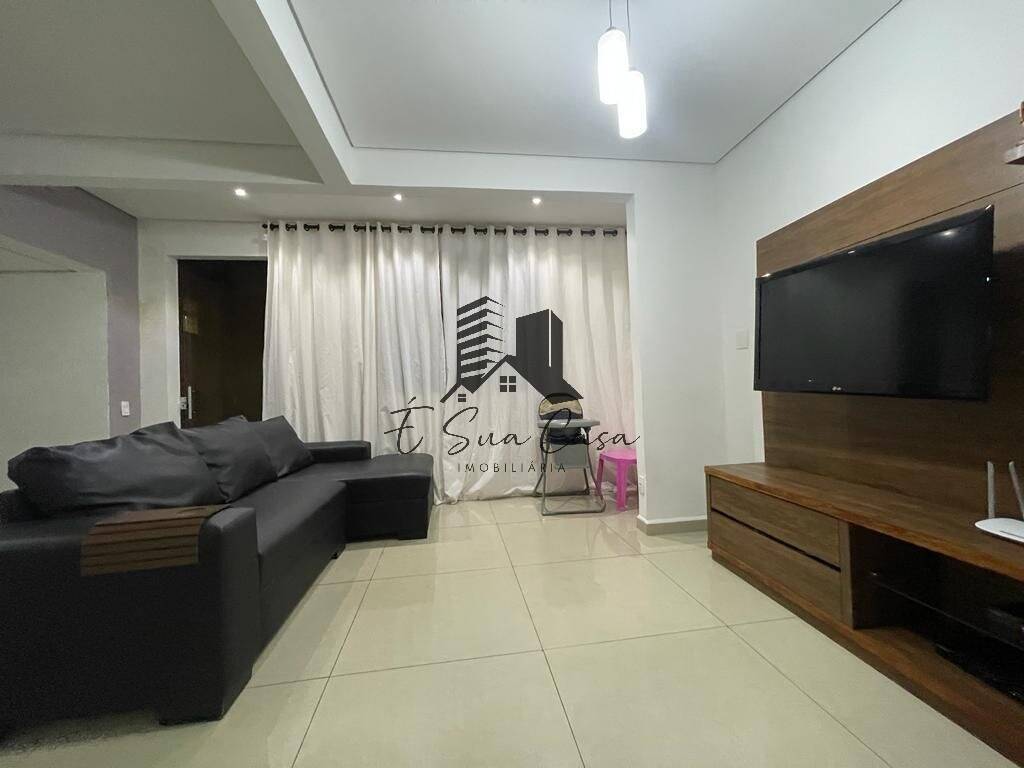 Casa à venda com 3 quartos, 250m² - Foto 3