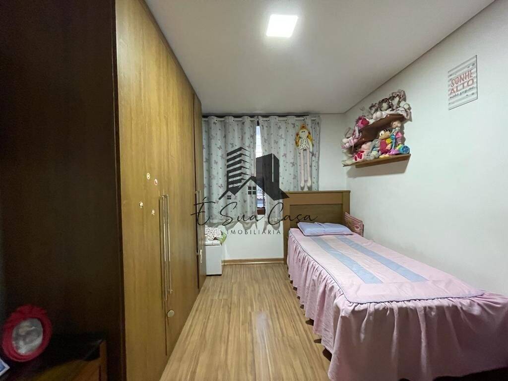 Casa à venda com 3 quartos, 250m² - Foto 8