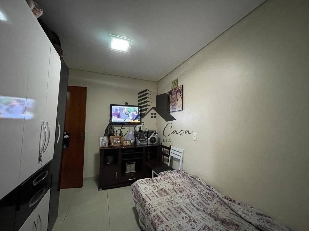 Casa à venda com 3 quartos, 250m² - Foto 9