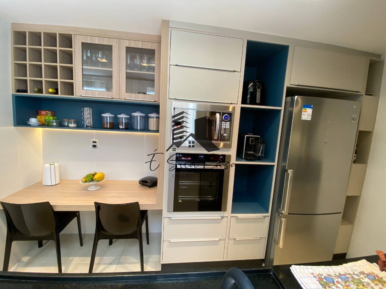 Apartamento à venda com 2 quartos, 114m² - Foto 1