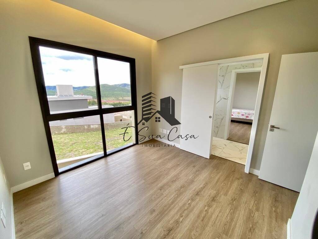 Casa à venda com 4 quartos, 405m² - Foto 5