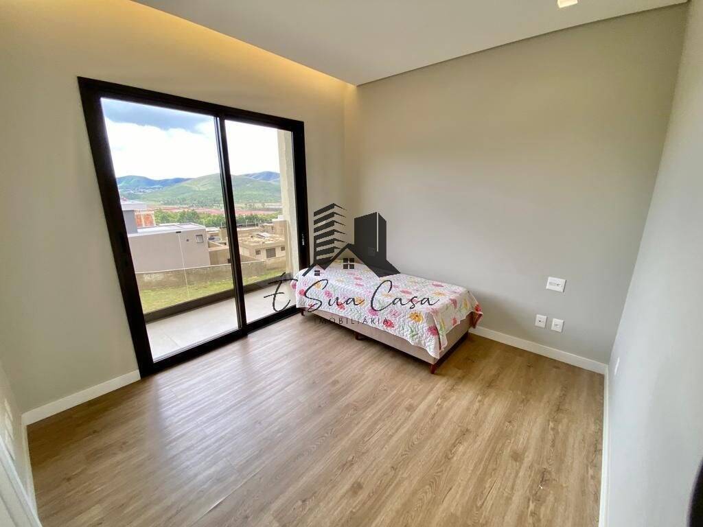 Casa à venda com 4 quartos, 405m² - Foto 7