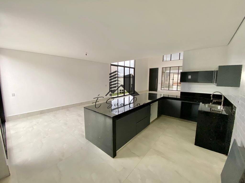 Casa à venda com 4 quartos, 247m² - Foto 21