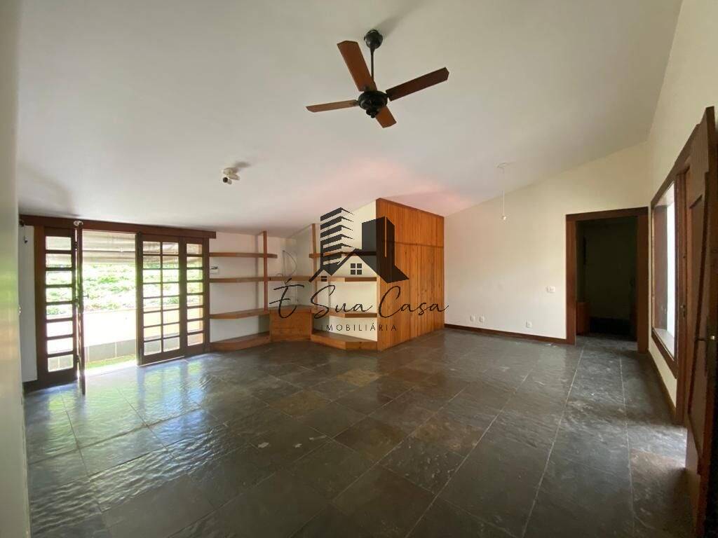 Casa à venda com 8 quartos, 662m² - Foto 20