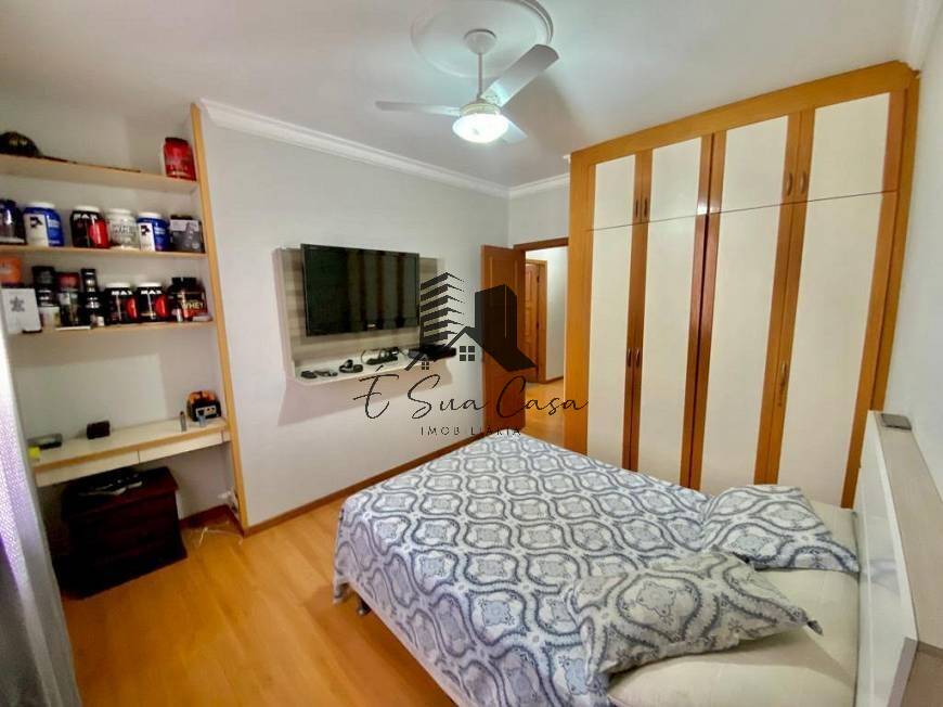 Casa à venda com 4 quartos, 360m² - Foto 8