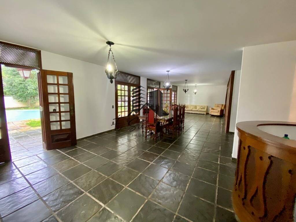 Casa à venda com 4 quartos, 440m² - Foto 8