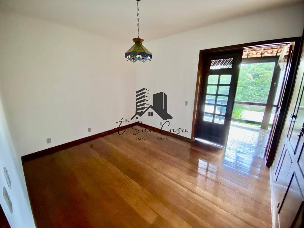 Casa à venda com 4 quartos, 440m² - Foto 13