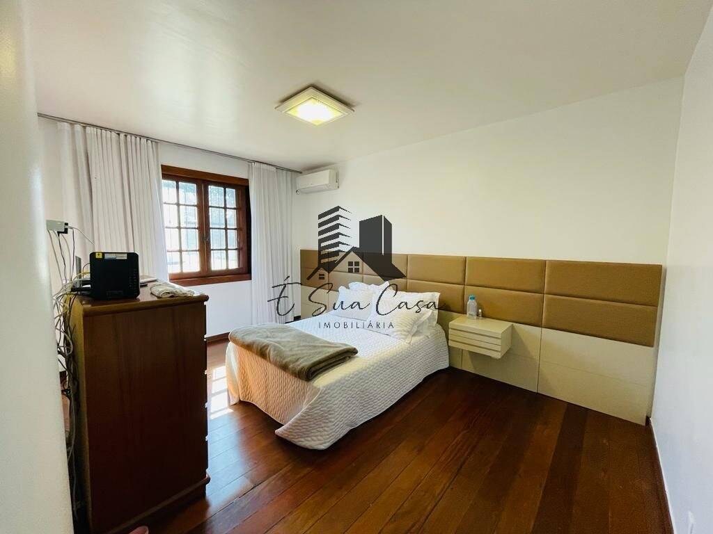 Casa à venda com 6 quartos, 541m² - Foto 15