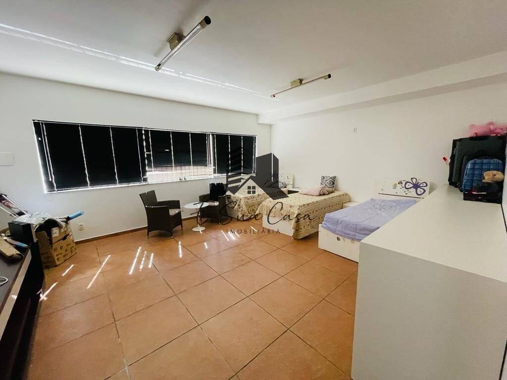 Casa à venda com 6 quartos, 541m² - Foto 24