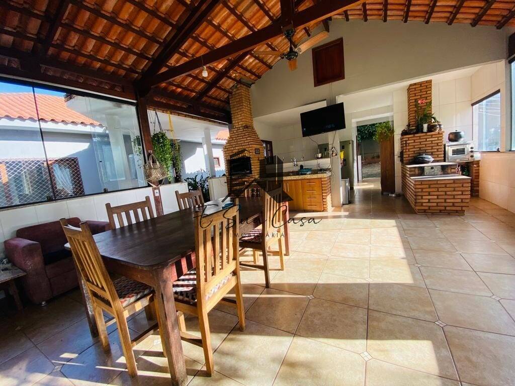 Casa à venda com 5 quartos, 330m² - Foto 40