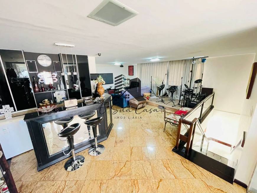 Cobertura à venda com 4 quartos, 240m² - Foto 5