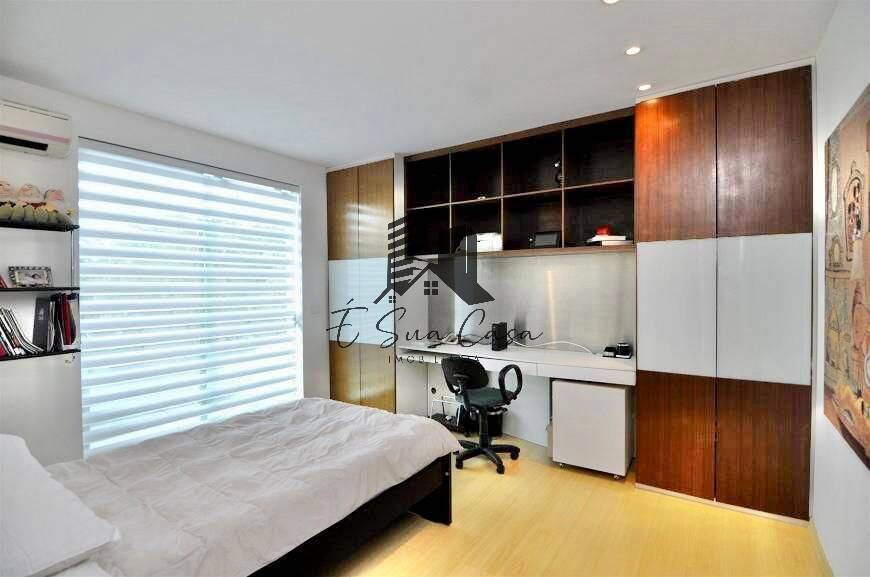 Casa à venda com 5 quartos, 600m² - Foto 13