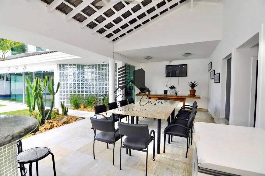 Casa à venda com 5 quartos, 600m² - Foto 17