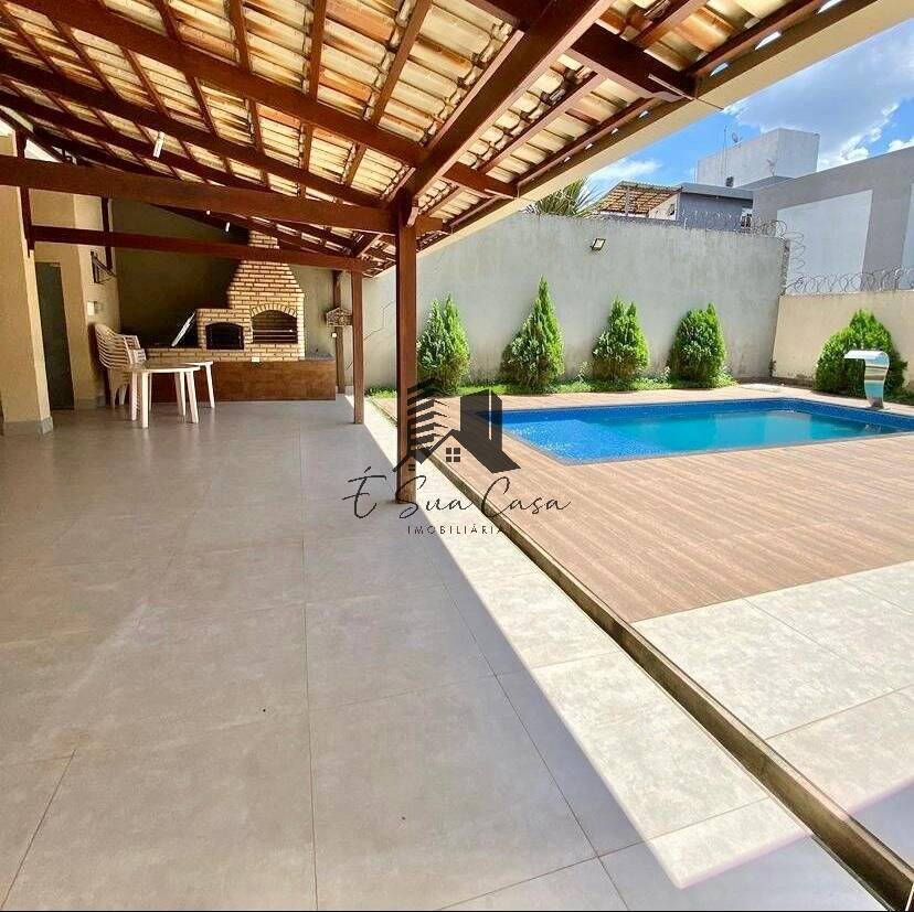 Casa à venda com 4 quartos, 300m² - Foto 15