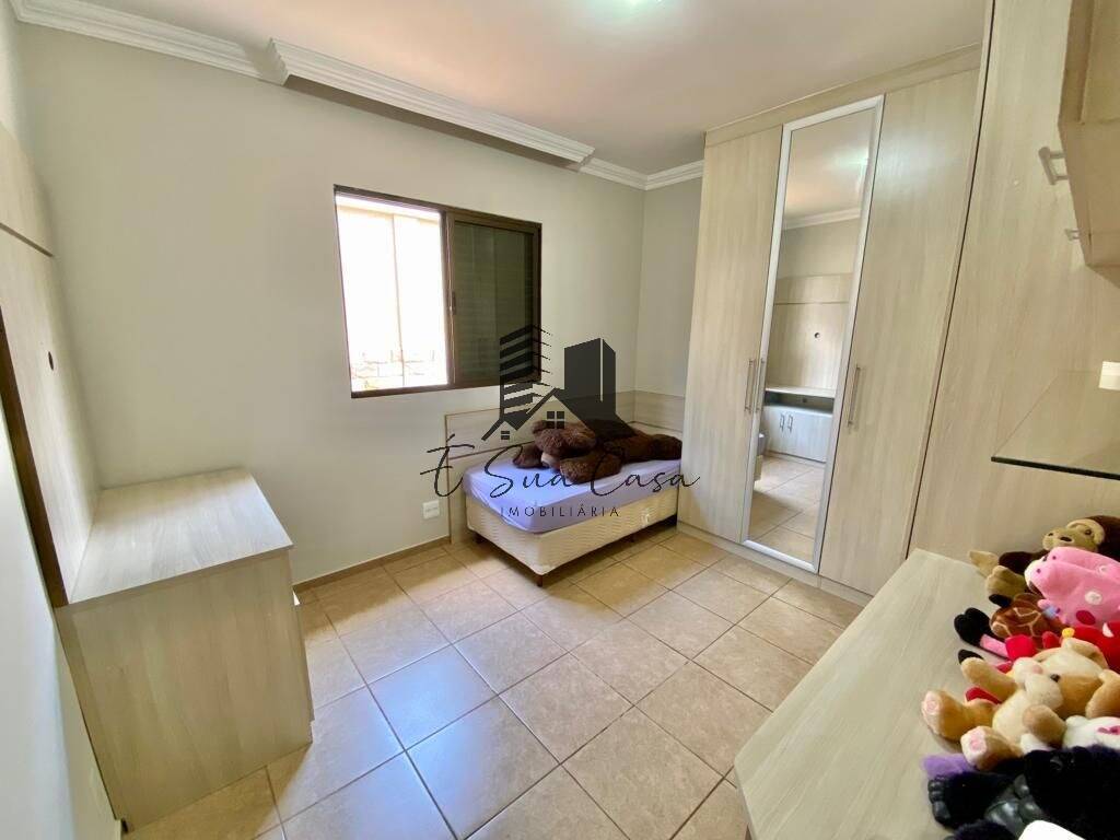 Casa à venda com 2 quartos, 150m² - Foto 6