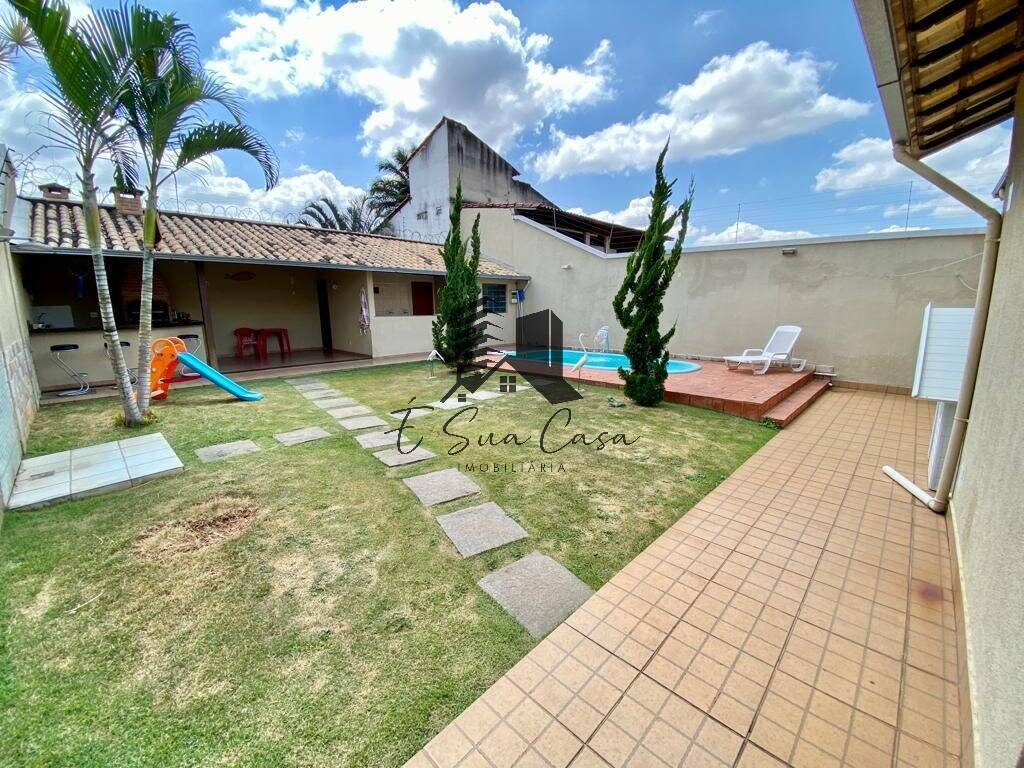 Casa à venda com 2 quartos, 150m² - Foto 18