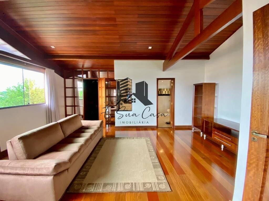 Casa à venda com 4 quartos, 370m² - Foto 17