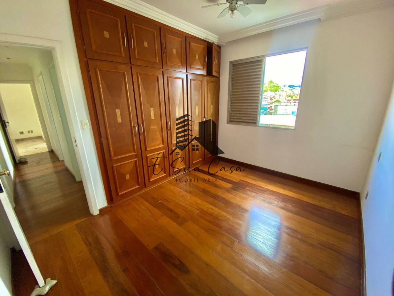 Cobertura à venda com 3 quartos, 240m² - Foto 10