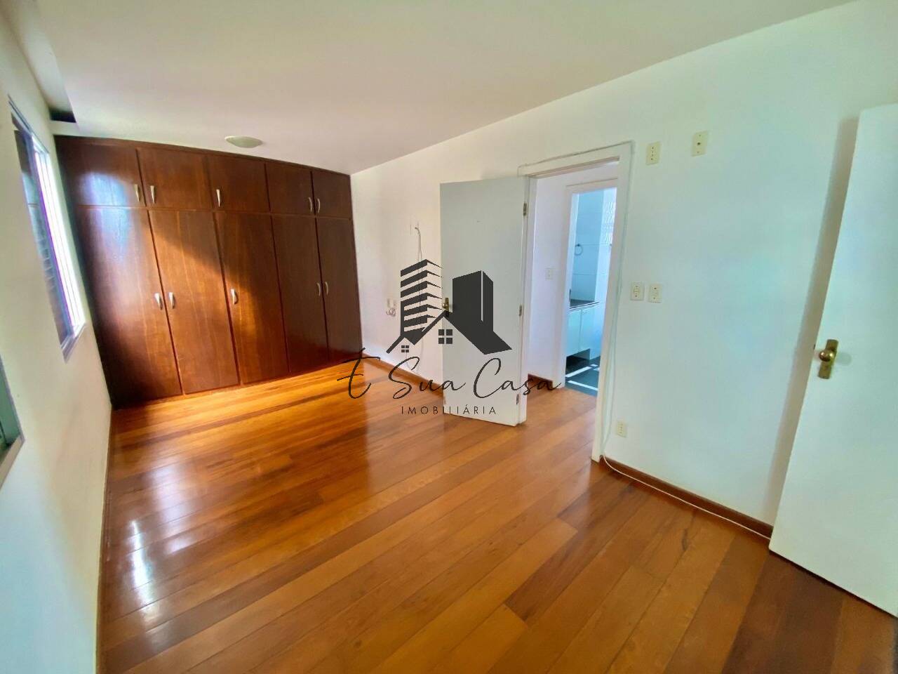 Cobertura à venda com 3 quartos, 240m² - Foto 11