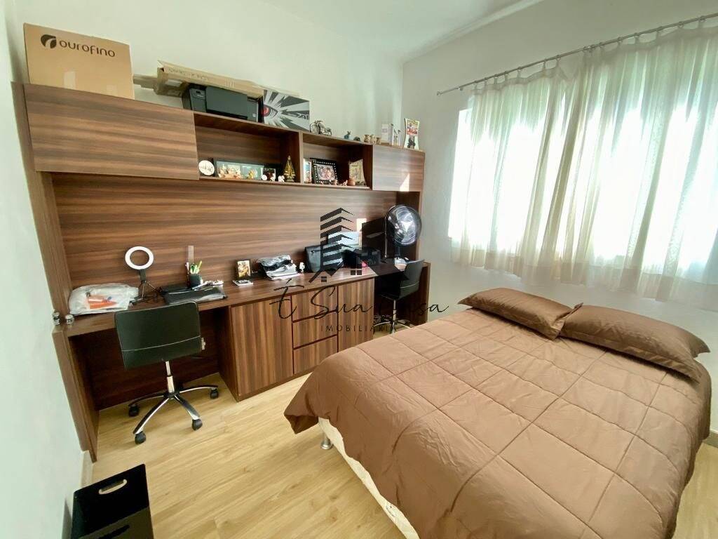 Casa à venda com 6 quartos, 500m² - Foto 27