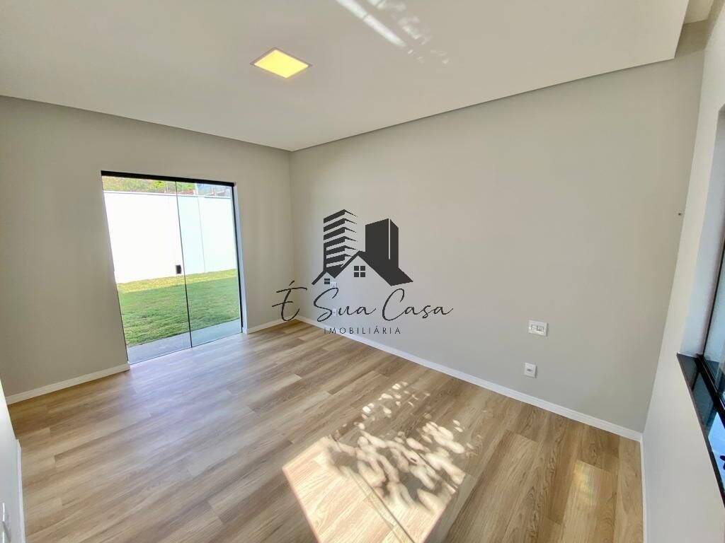 Casa à venda com 3 quartos, 155m² - Foto 5