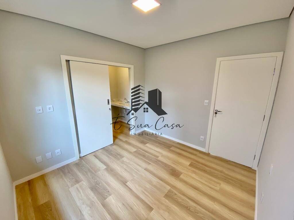 Casa à venda com 3 quartos, 155m² - Foto 11