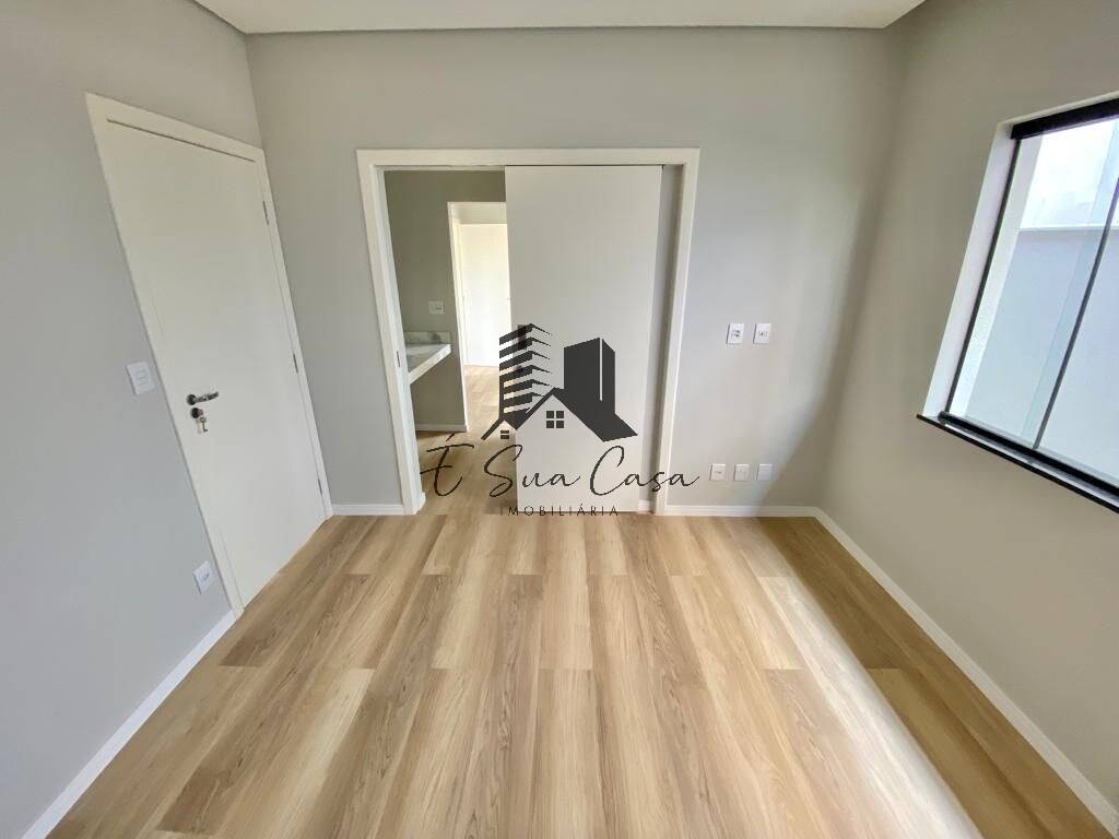 Casa à venda com 3 quartos, 155m² - Foto 9