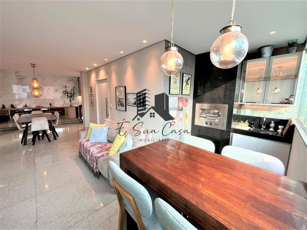 Apartamento à venda com 4 quartos, 150m² - Foto 1