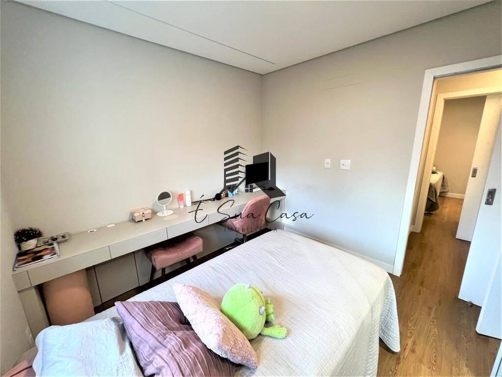 Apartamento à venda com 4 quartos, 150m² - Foto 26