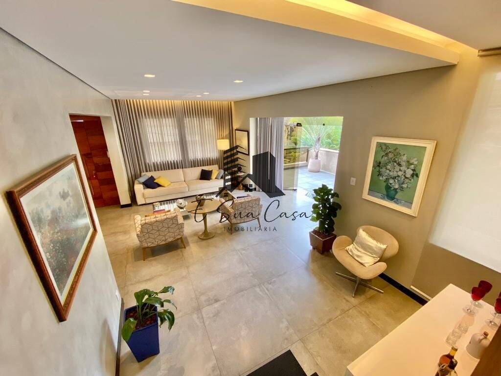 Casa à venda com 5 quartos, 420m² - Foto 4