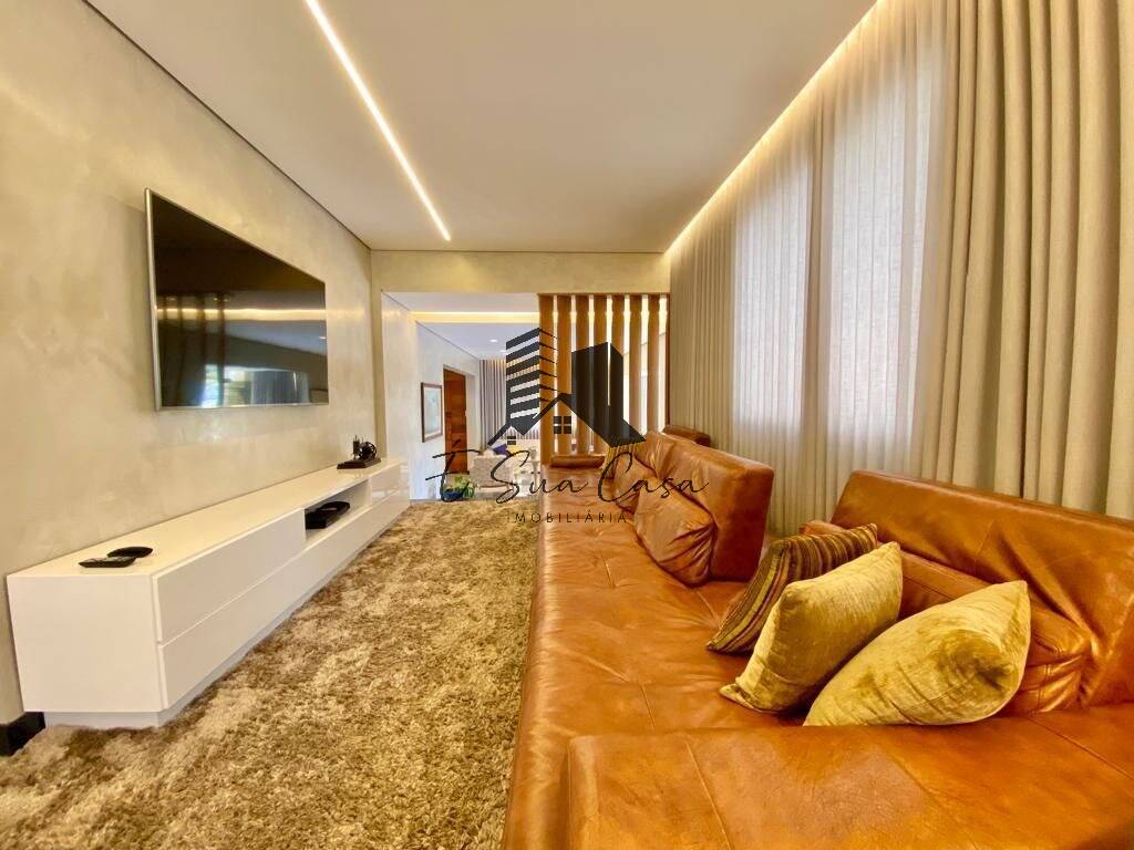 Casa à venda com 5 quartos, 420m² - Foto 5