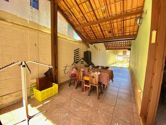 Casa à venda com 3 quartos, 180m² - Foto 23