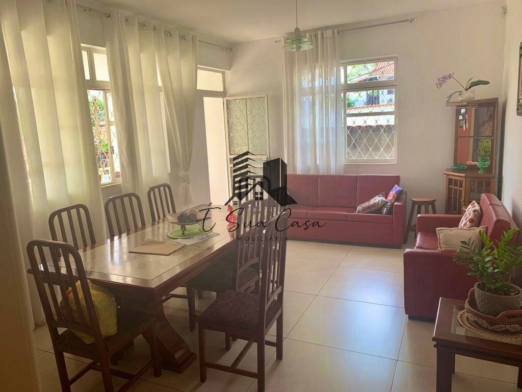 Casa à venda com 4 quartos, 200m² - Foto 5