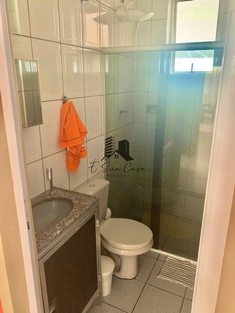 Casa à venda com 4 quartos, 200m² - Foto 14