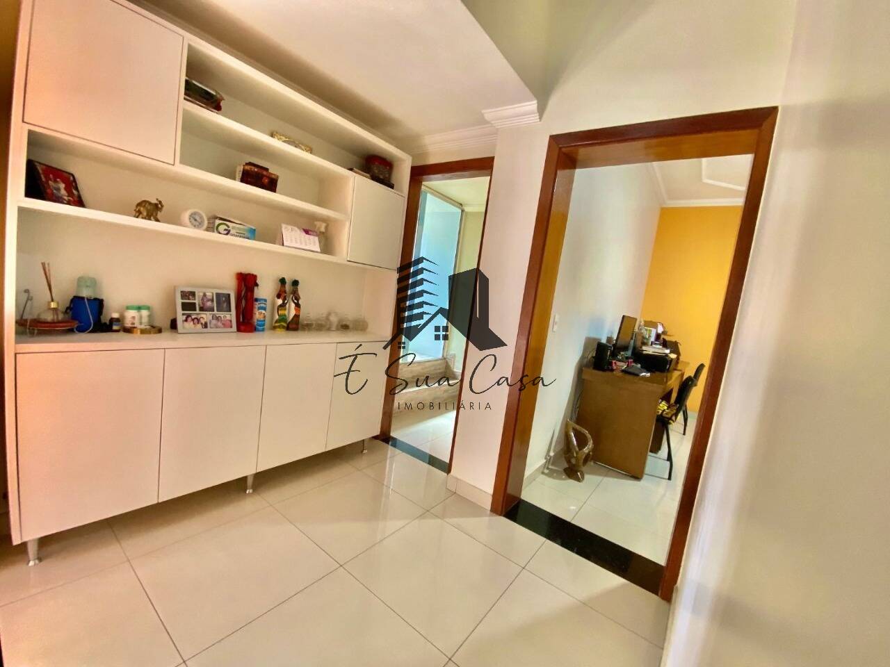 Casa à venda com 4 quartos, 280m² - Foto 16