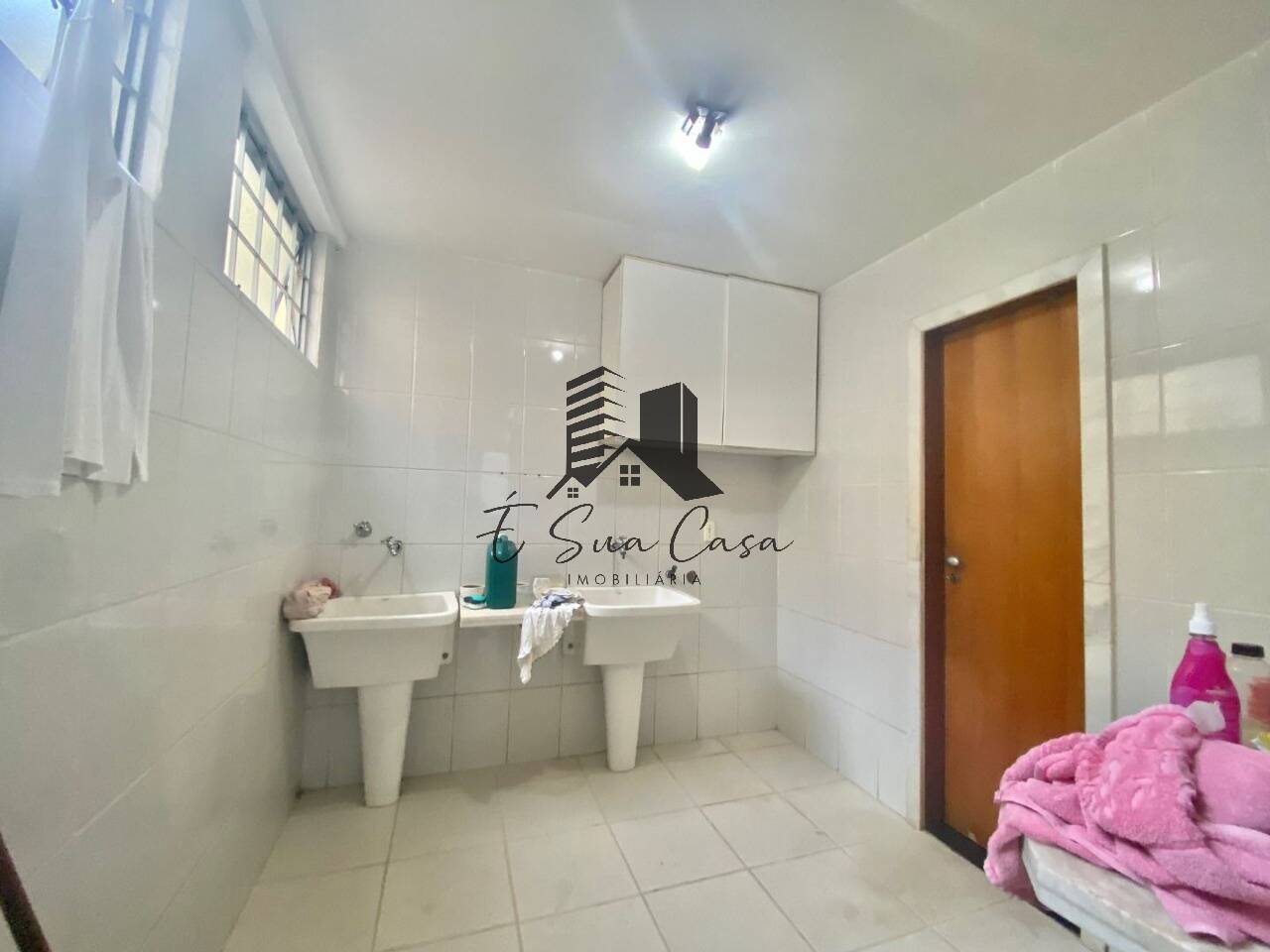 Casa à venda com 5 quartos, 360m² - Foto 28