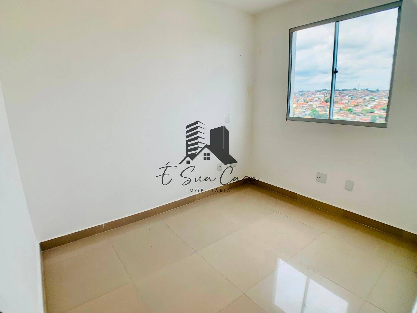 Apartamento à venda com 2 quartos, 70m² - Foto 13