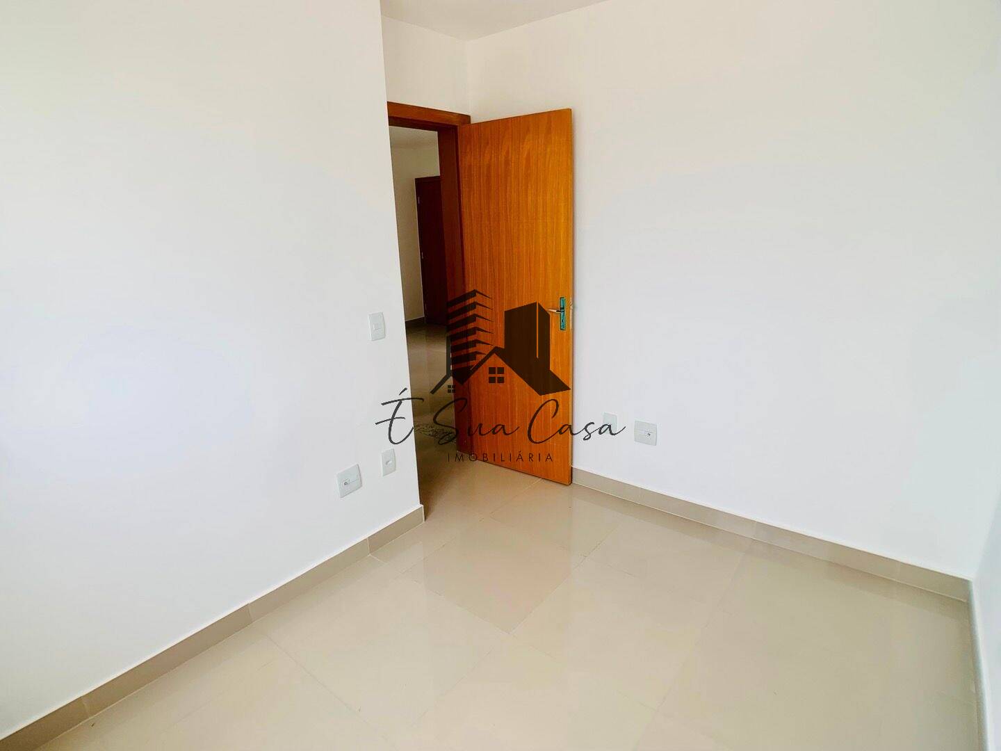 Apartamento à venda com 2 quartos, 70m² - Foto 16