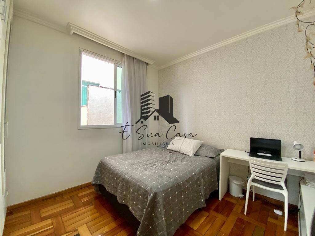 Casa à venda com 4 quartos, 275m² - Foto 13