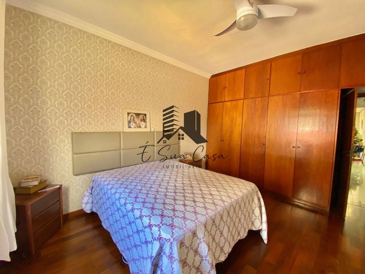 Casa à venda com 3 quartos, 178m² - Foto 7