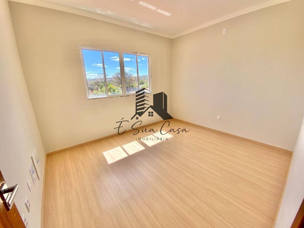 Casa à venda com 5 quartos, 400m² - Foto 5