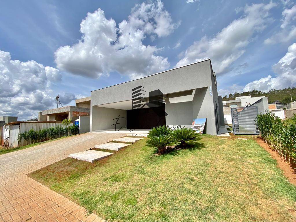 Casa à venda com 4 quartos, 260m² - Foto 26