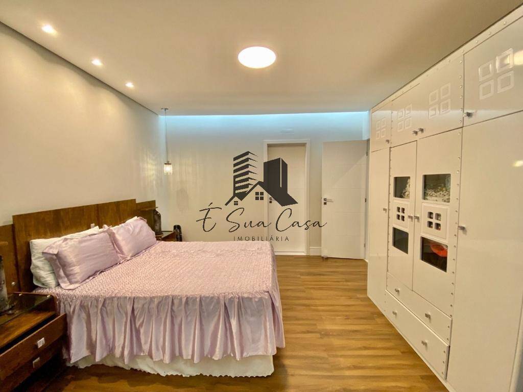 Casa à venda com 4 quartos, 450m² - Foto 7